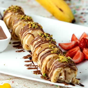 Knusprige Bananen-Split-Röllchen